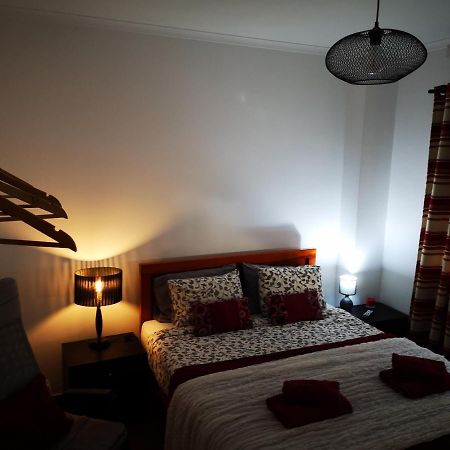 Peniche Surf Lodge 2 Bagian luar foto